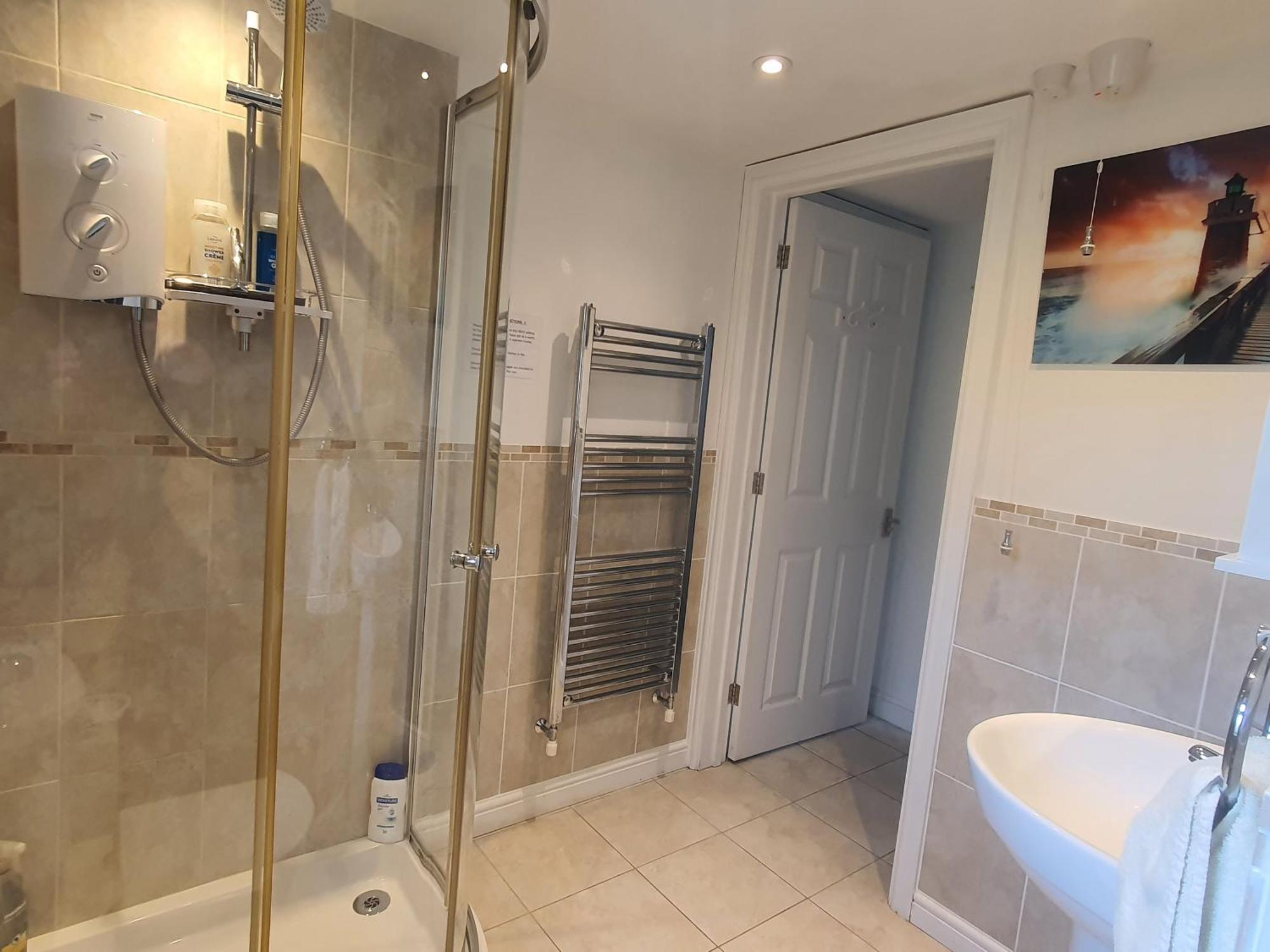 Idyllic 2 Bedroom Self-Contained Upsidedown Annexe Llandrindod Wells Exterior photo